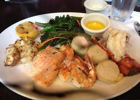 Broiled Seafood Combo 